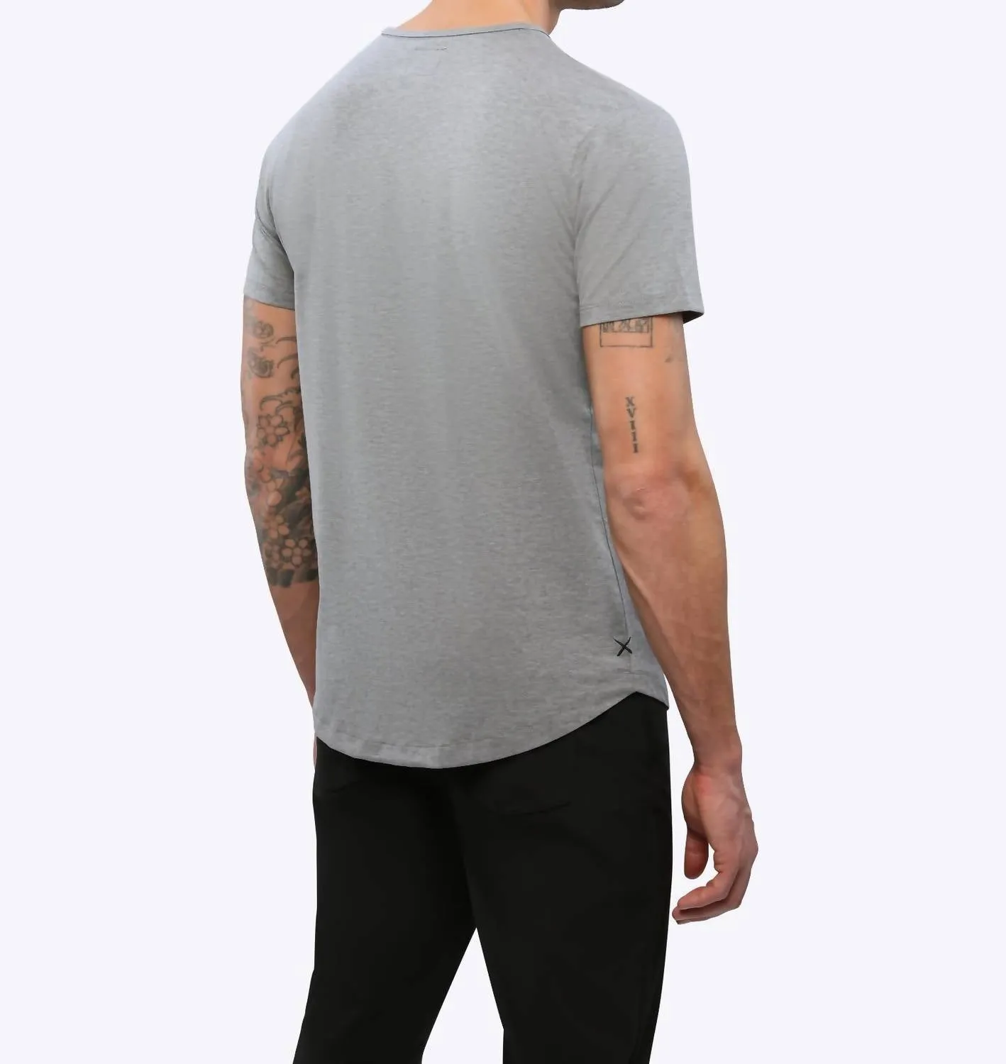 Ao Crew Curve Hem Tee In Heather Grey