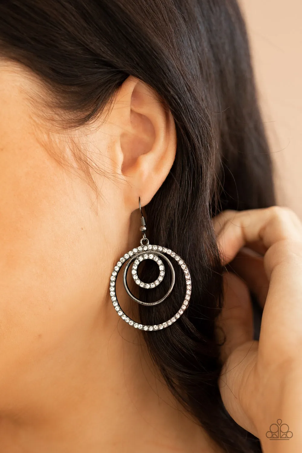 Bodaciously Bubbly - Black Earring