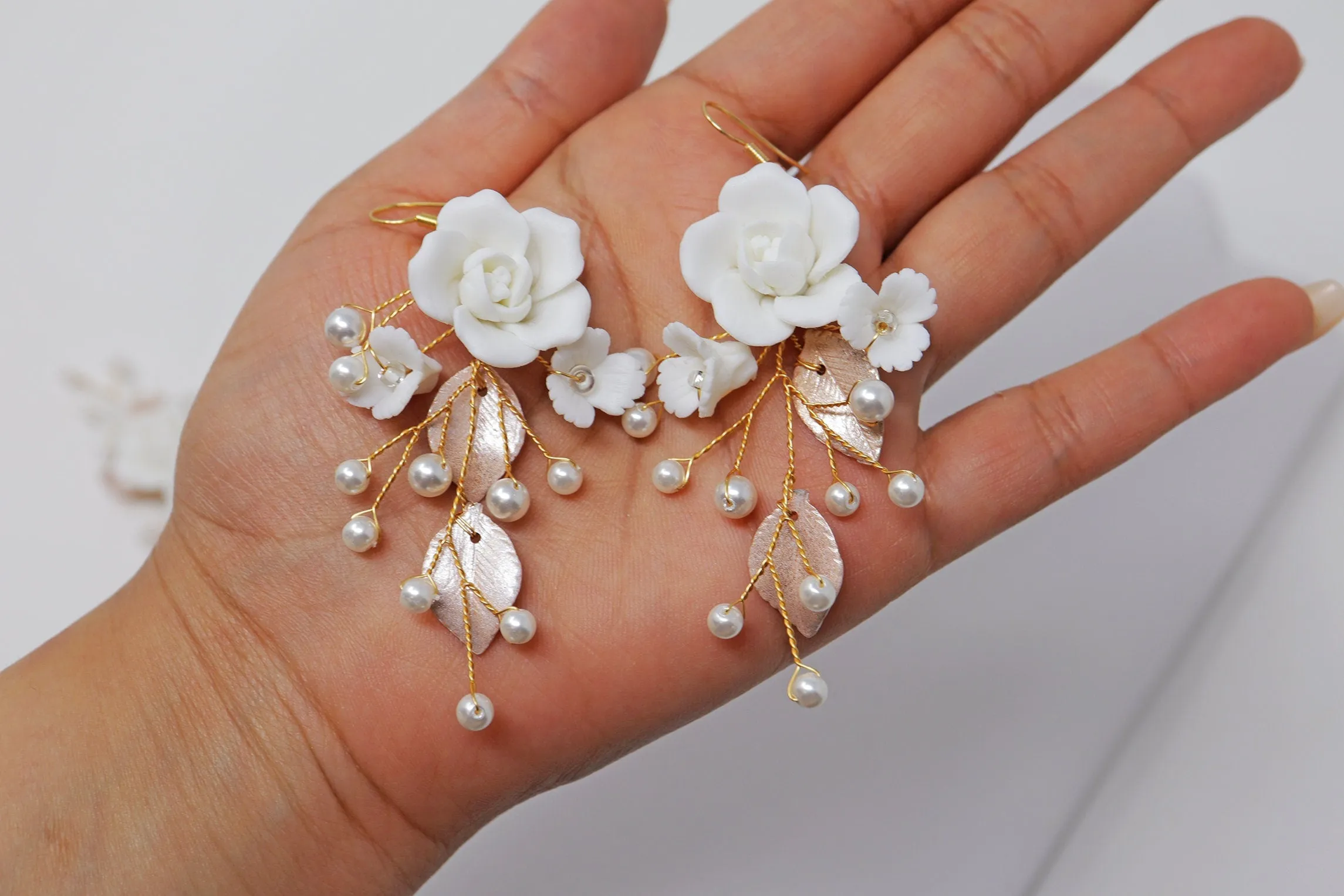 Ceramic White Rose floral Bridal Earring & Hair piece, Bridal Earings, Dangle earring, Faux Pearl Earring