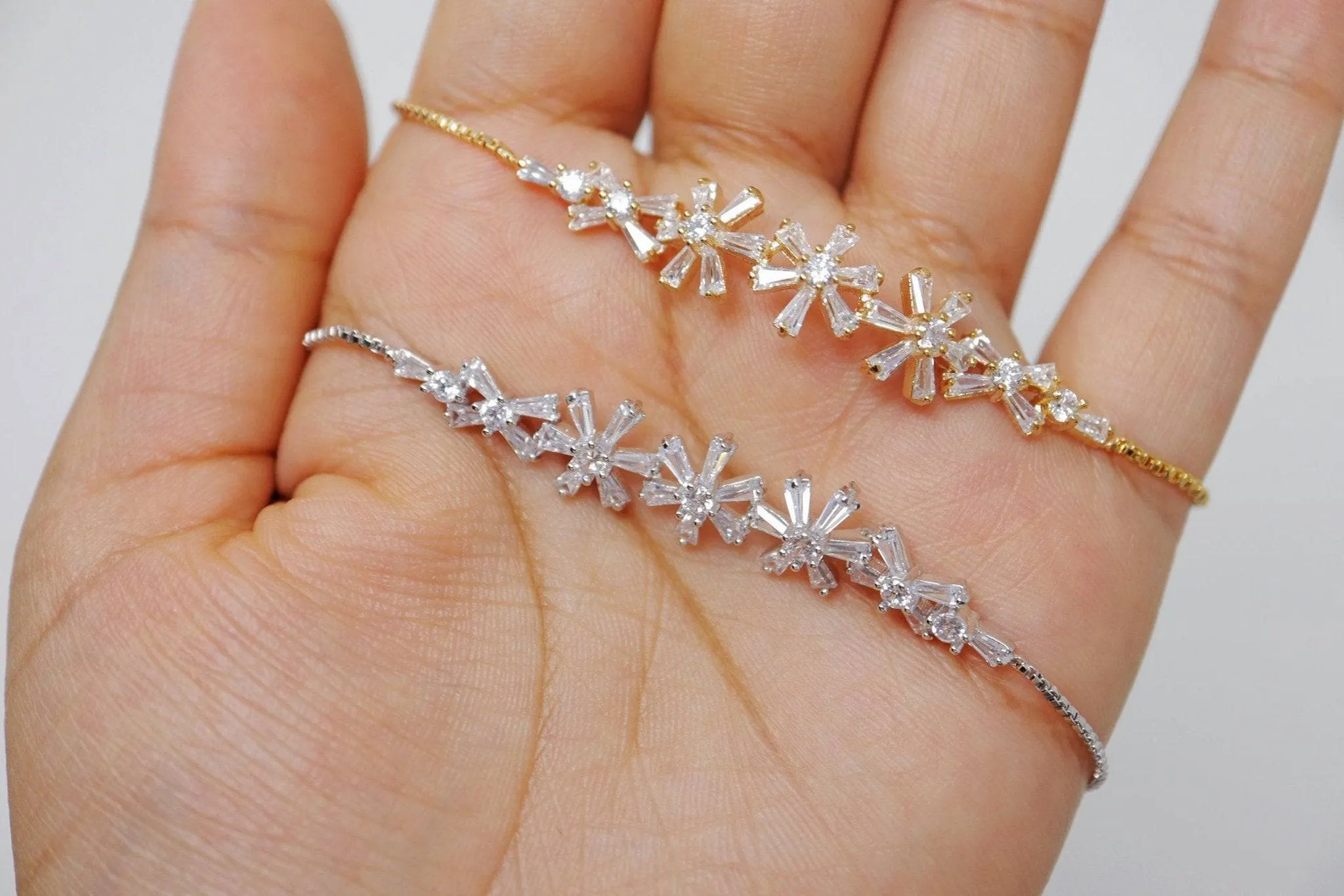 Cubic Zirconia Flower Diamond Drop Crystal Bracelet, Diamond Bracelet, Bridal Jewelry, Bridesmaid Gift, Statement Bracelet.