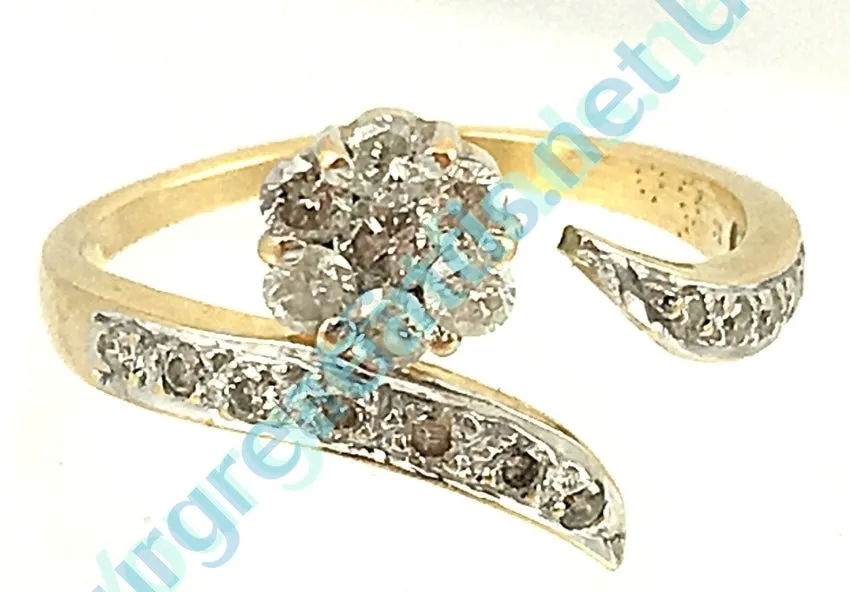 Diamond Flower Ring 14k Gold Size: 8