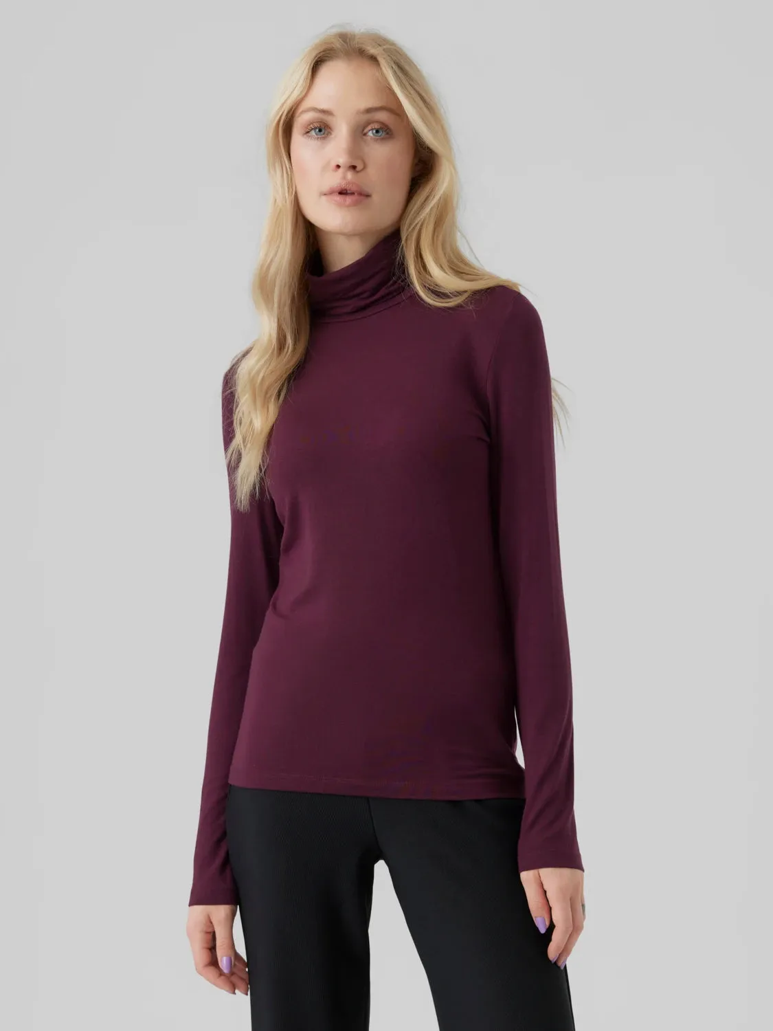 Lulu Rollneck Top