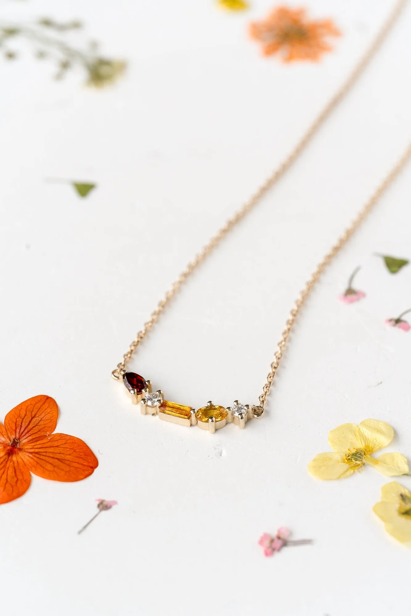 Meadow Necklace in Golden