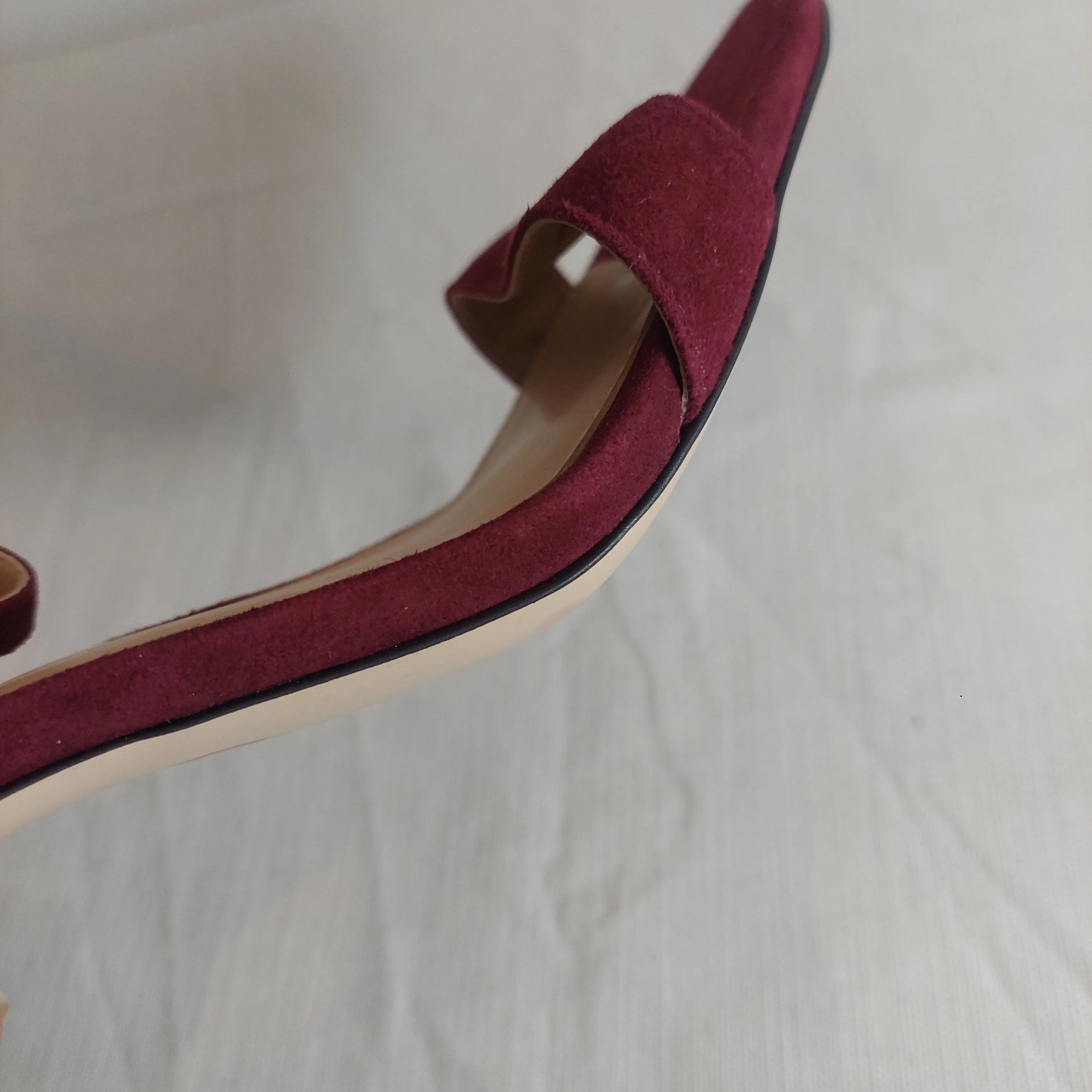 Michael Maroon Suede D'ORSAY Heels | Pre loved |