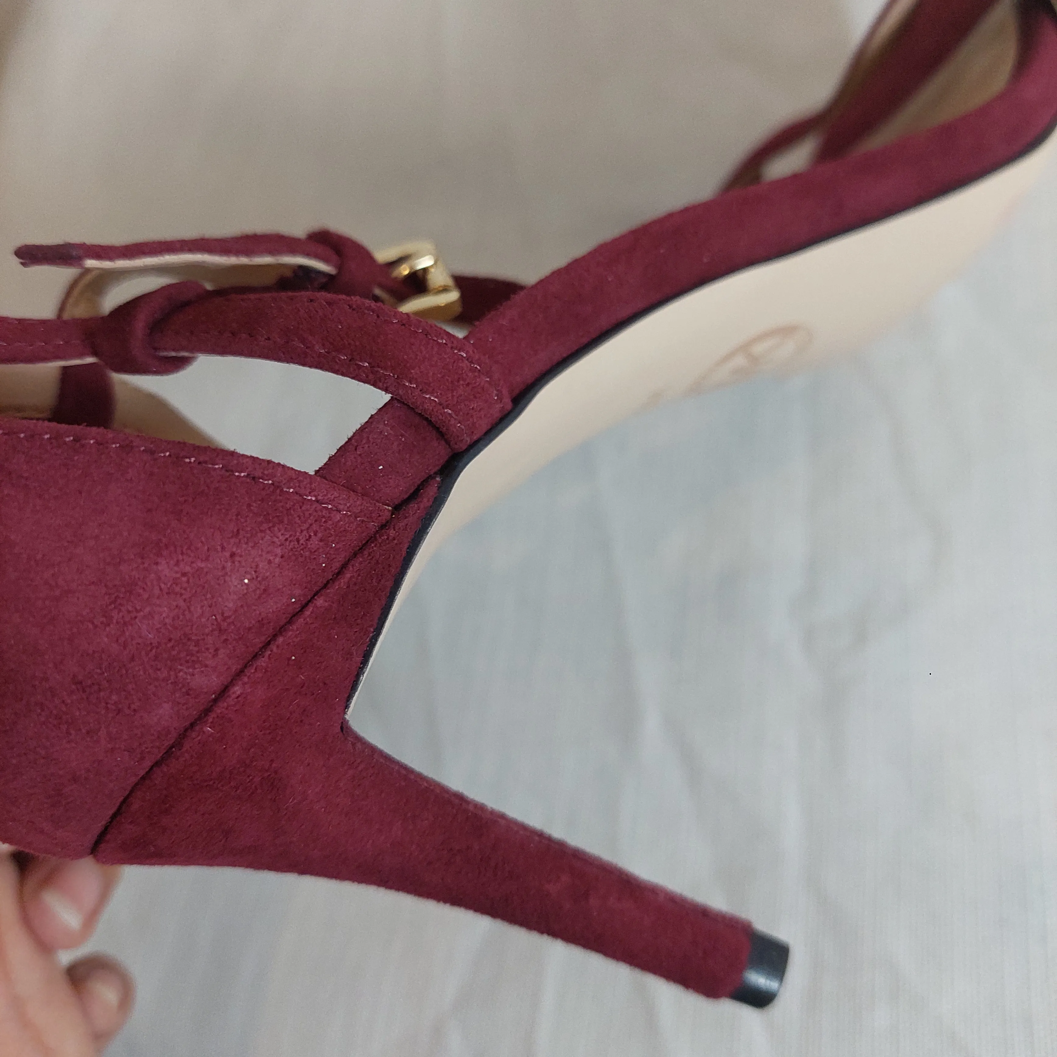 Michael Maroon Suede D'ORSAY Heels | Pre loved |