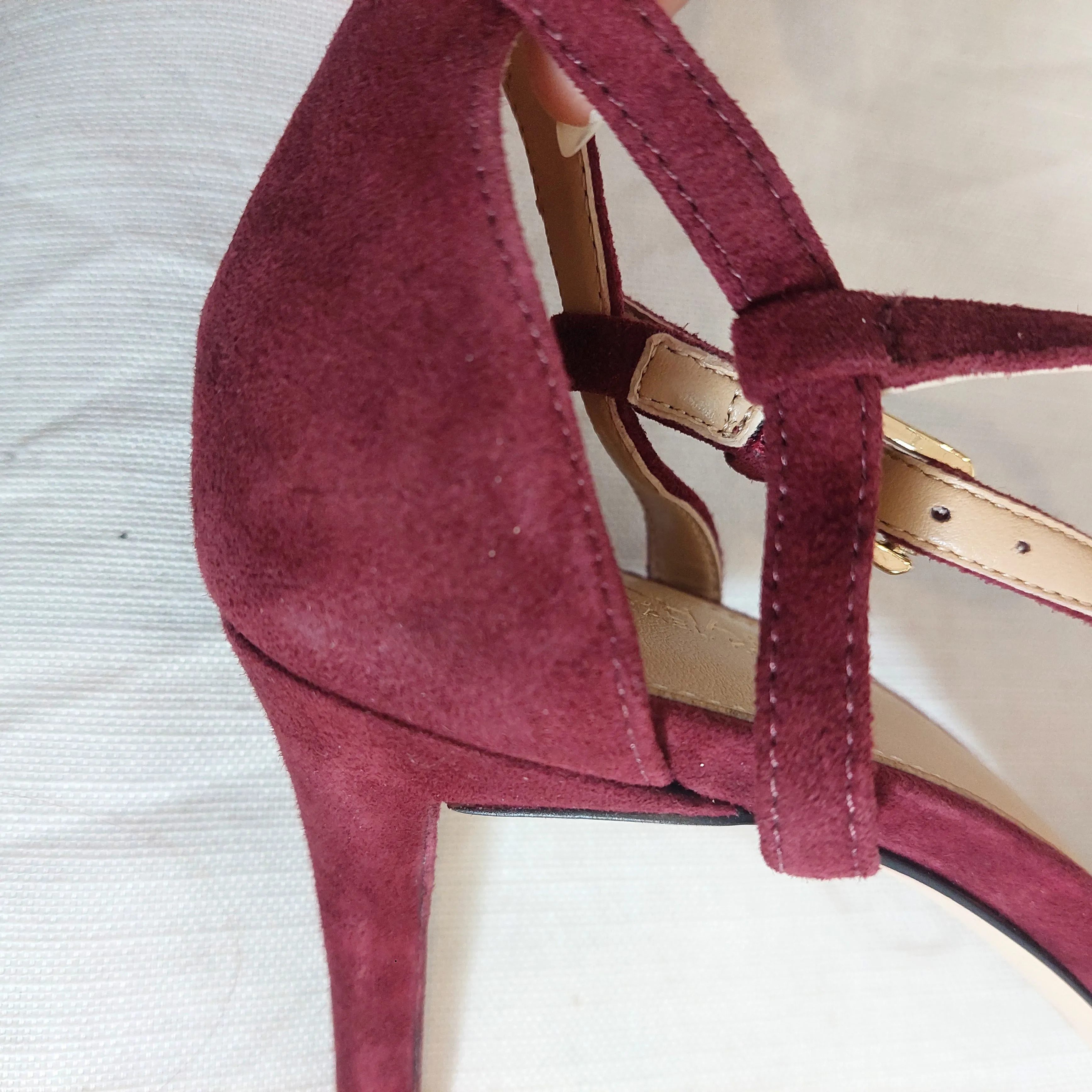 Michael Maroon Suede D'ORSAY Heels | Pre loved |