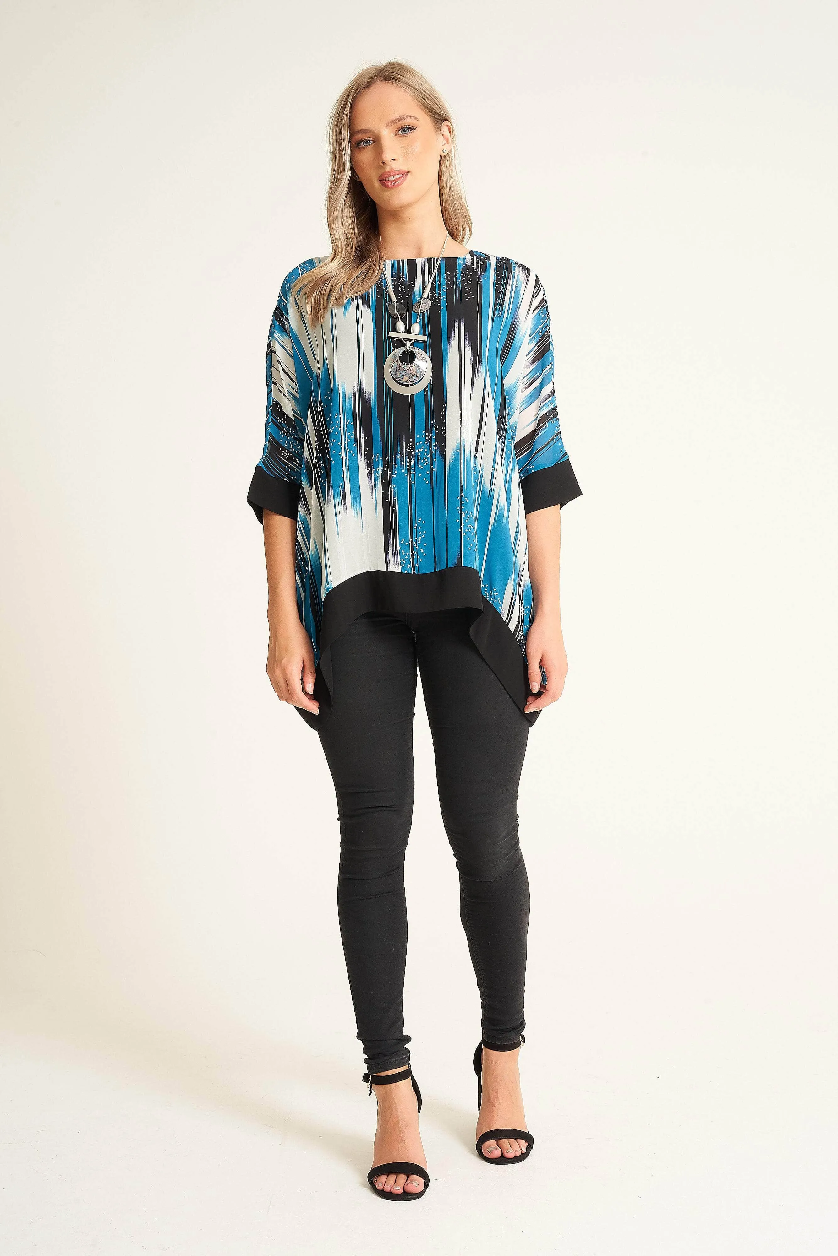 Saloos Striking Abstract Printed Top with Necklace