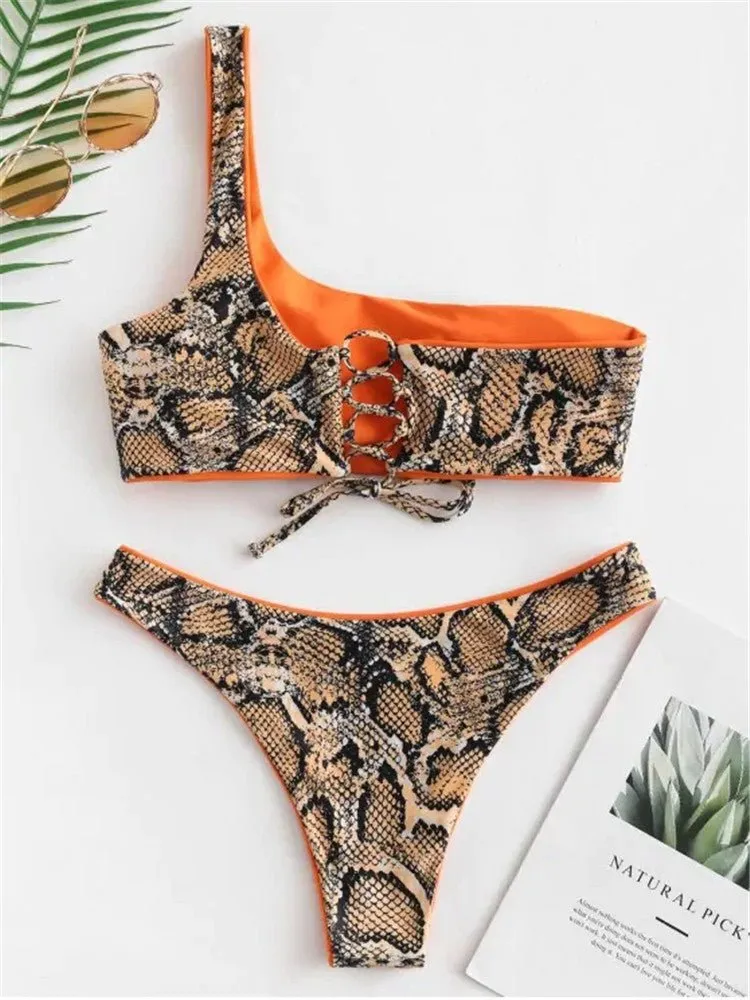 Sexy brasilianischer Bikini mit Leopardenmuster