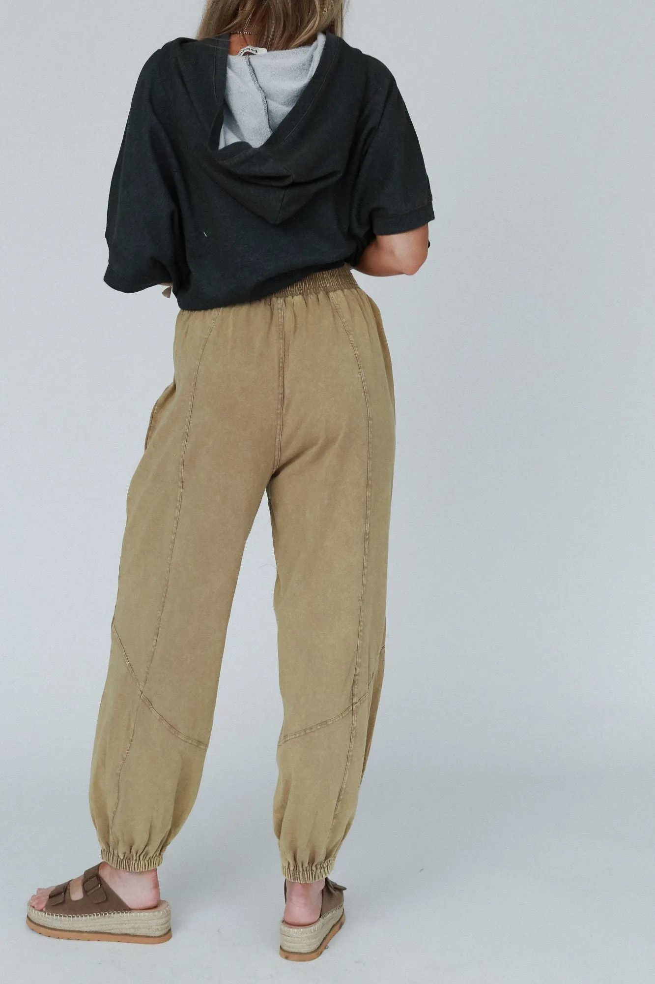 Tranquil Tide Jogger Pants - Taupe