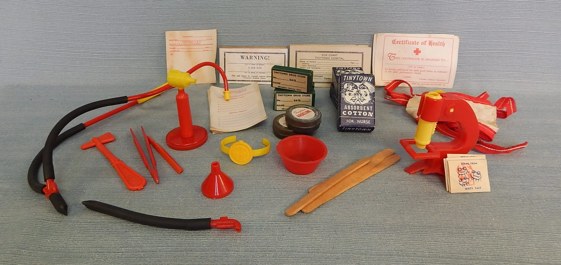 Vintage Peerless Tiny Town Doctor's Bag with Original Contents