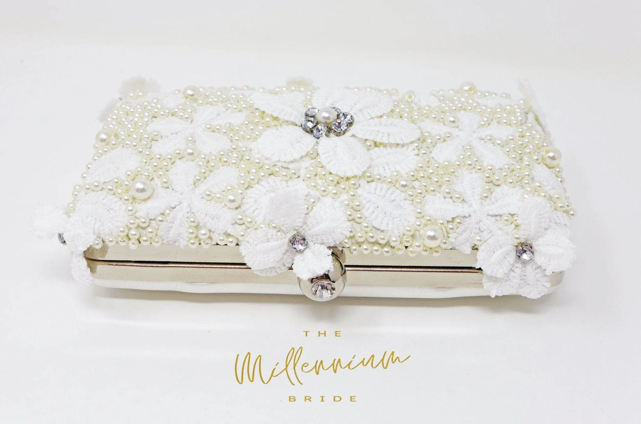 White Lace Pearl Floral Embroidered Wedding Clutch, Statement Bag, Wedding Clutch, Bridal Clutch, Bridal Bag, White Cross Body Bag