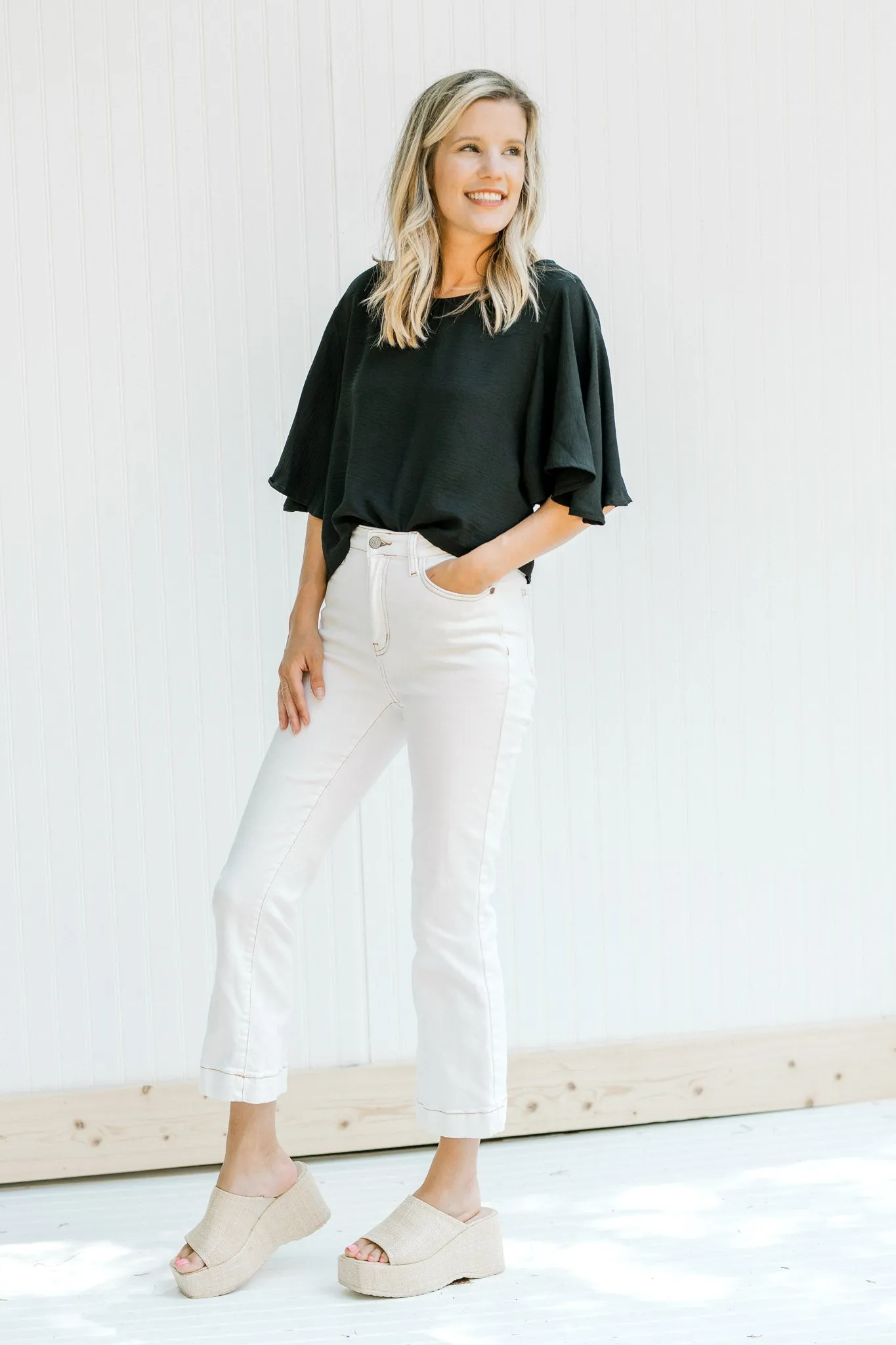 X Flattering Flowy Slightly Cropped Top in Black