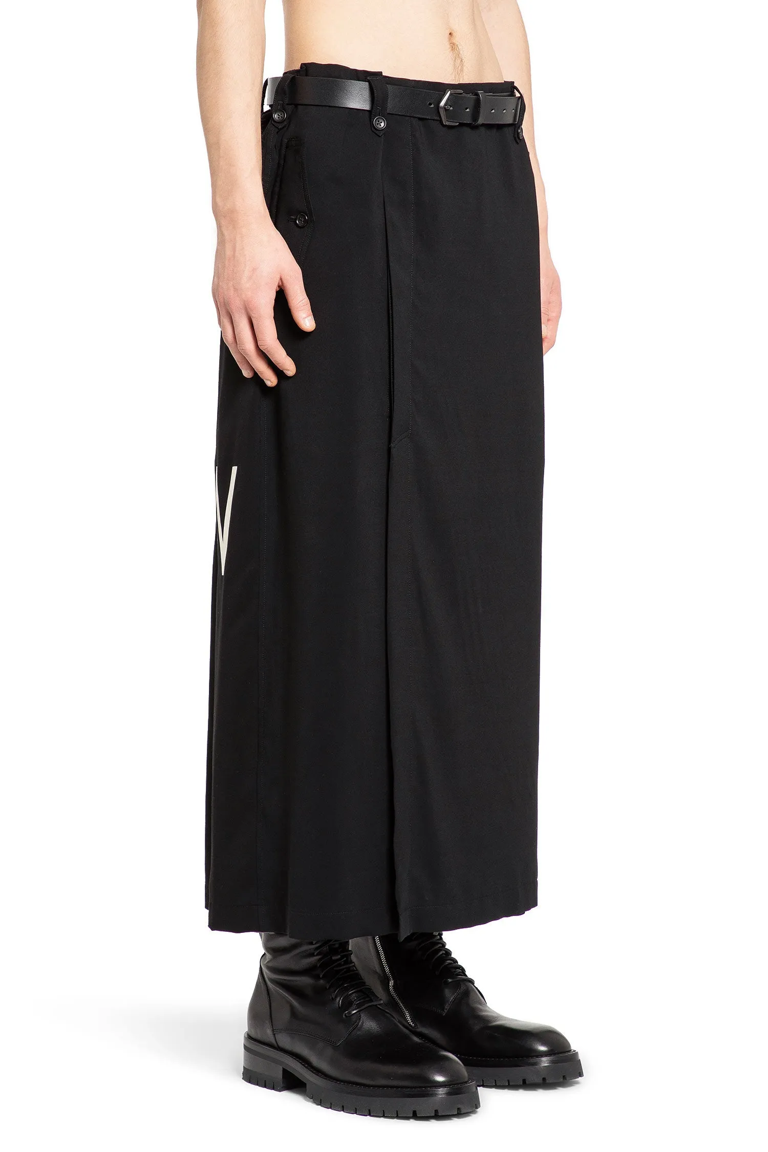 YOHJI YAMAMOTO MAN BLACK SHORTS & SKIRTS